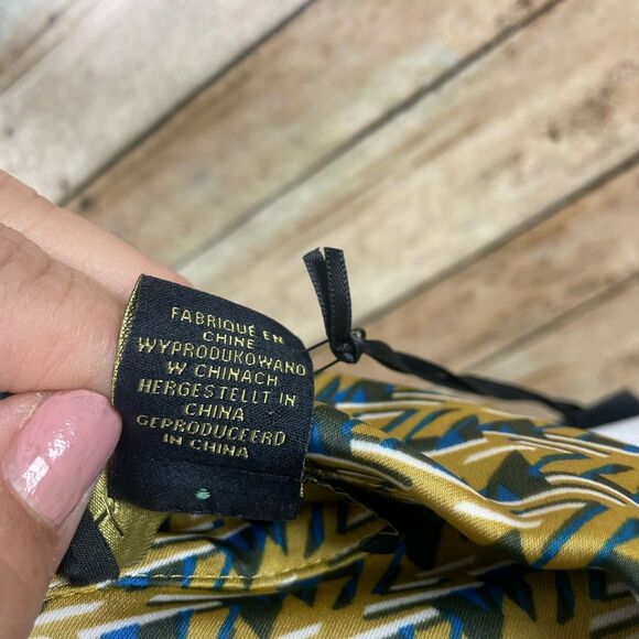 House of Harlow 1960 Short Sleeve Button Down Blouse sz LG - Picture 6 of 8